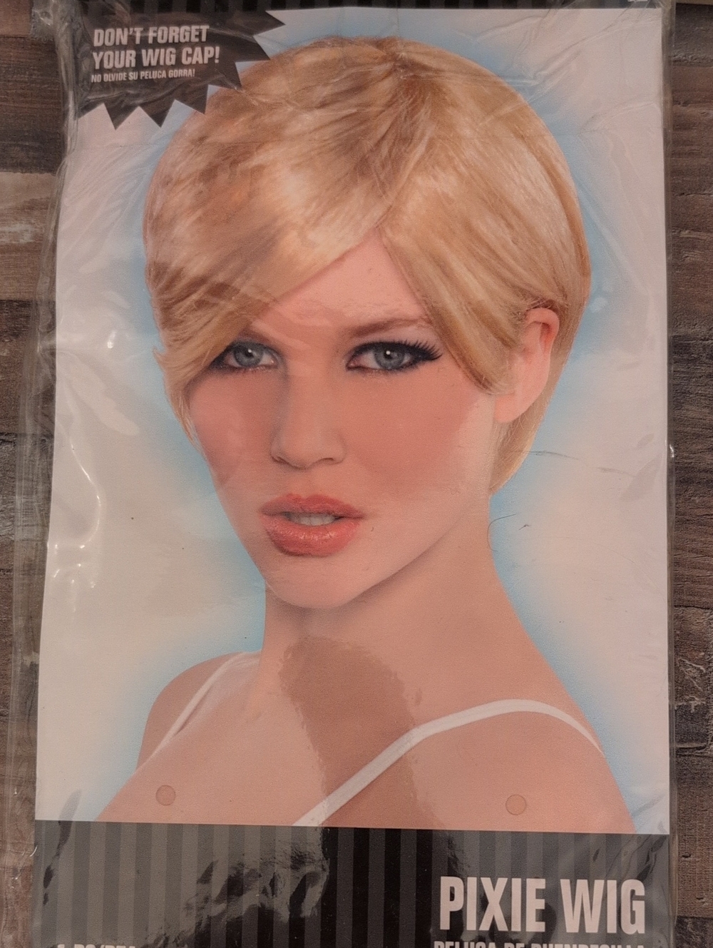 Amscan Short Pixie Wig in Light Blonde